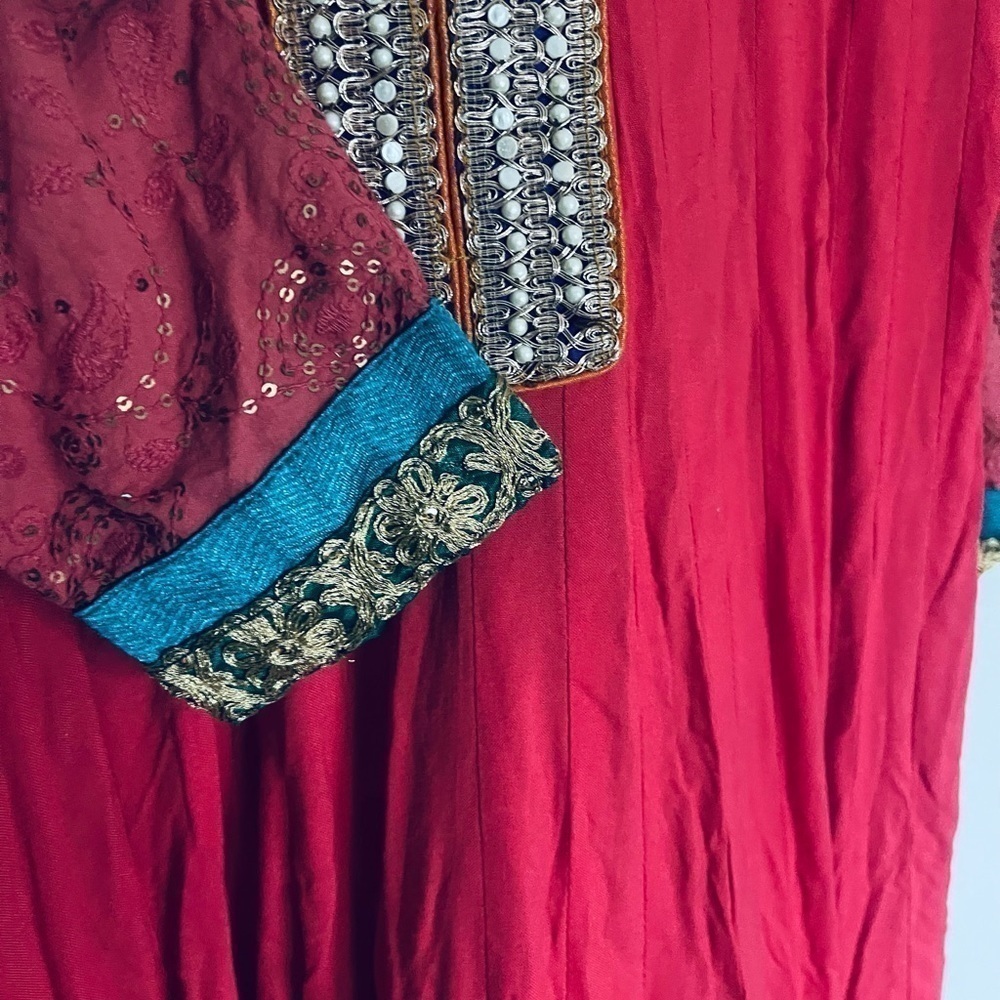 Very beautiful Indian dress - Picture 4 of 11